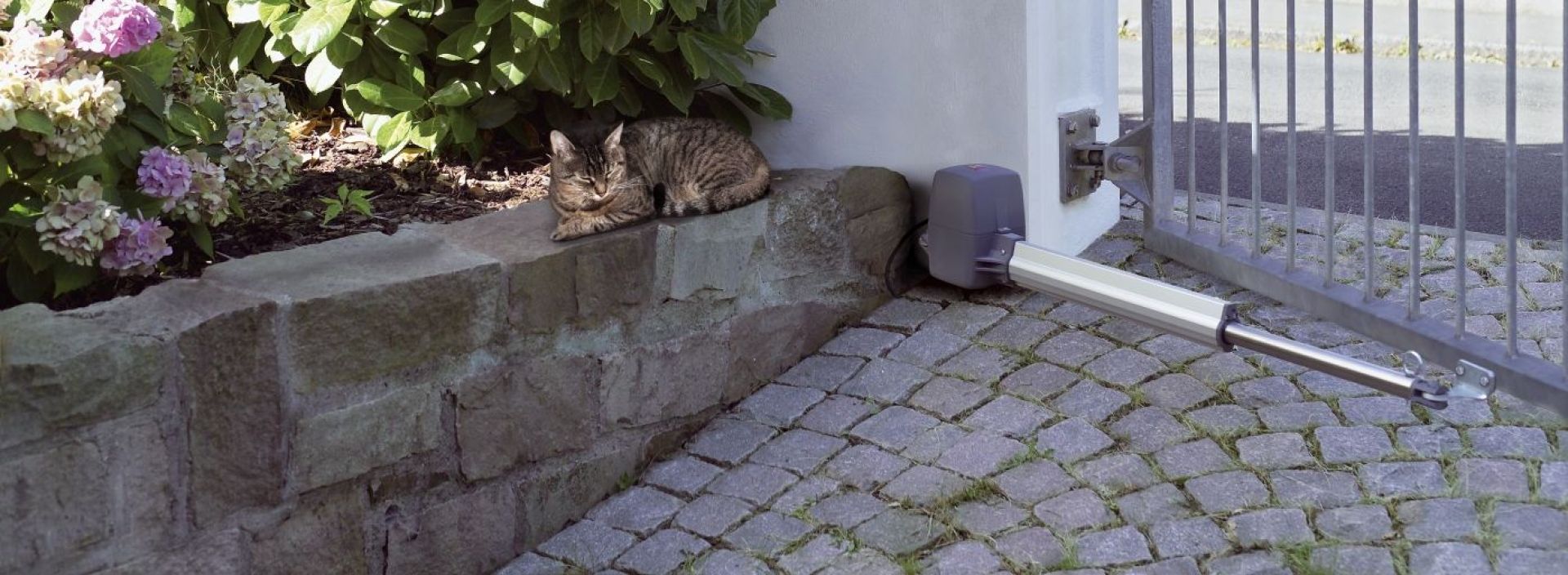 Für jede Anforderung die passenden Torantriebe